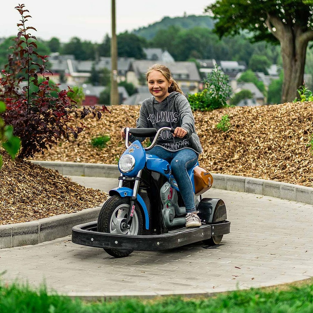 Mini-Karts Attraktion Erlebnisfelsen Pottenstein Freizeitpark Ba